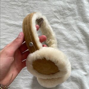 Ugg ear muffs